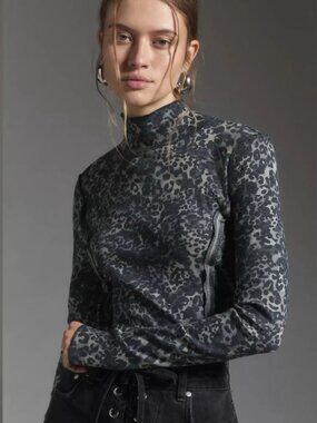 NWT Pilcro Anthropologie Animal Print Turtleneck Mock Neck Long Sleeve Cotton XS